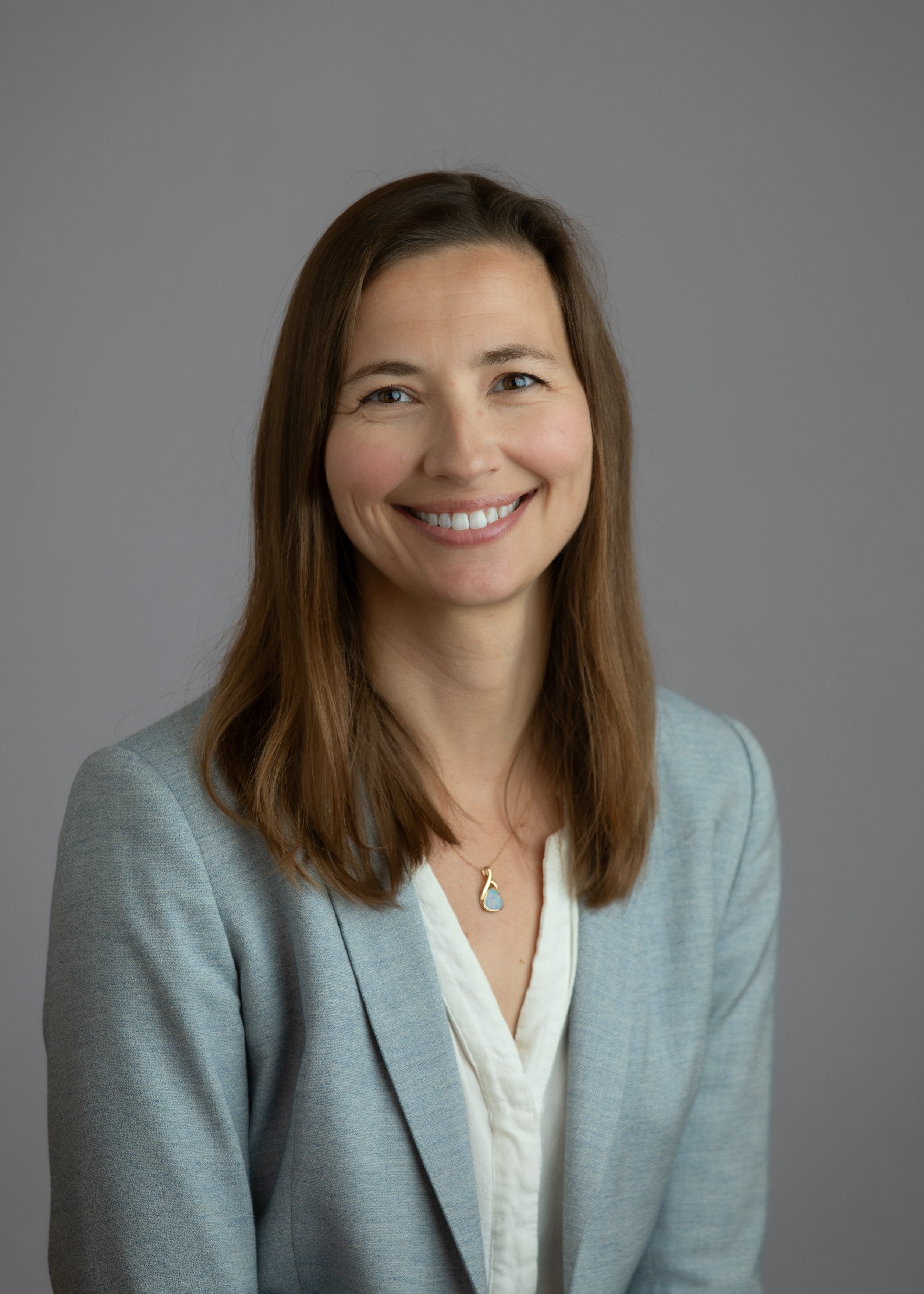 Eva Headshot 2023